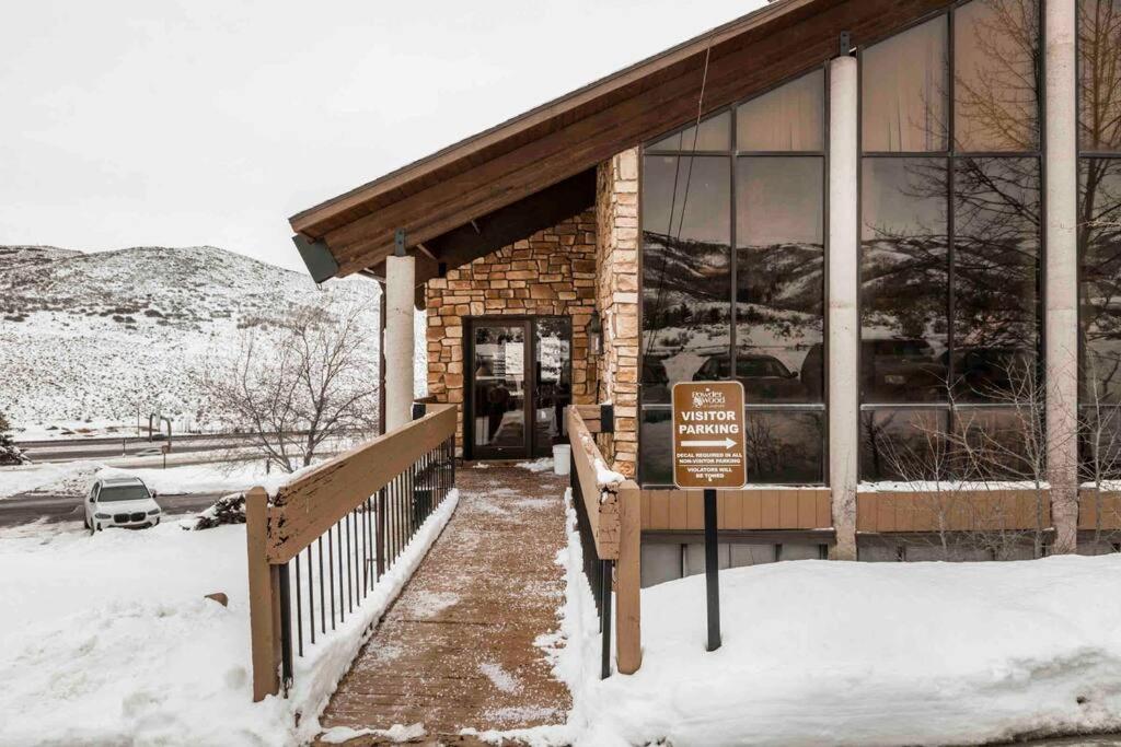 Cozy Top Floor Condo With Mountain Views Park City Exteriör bild