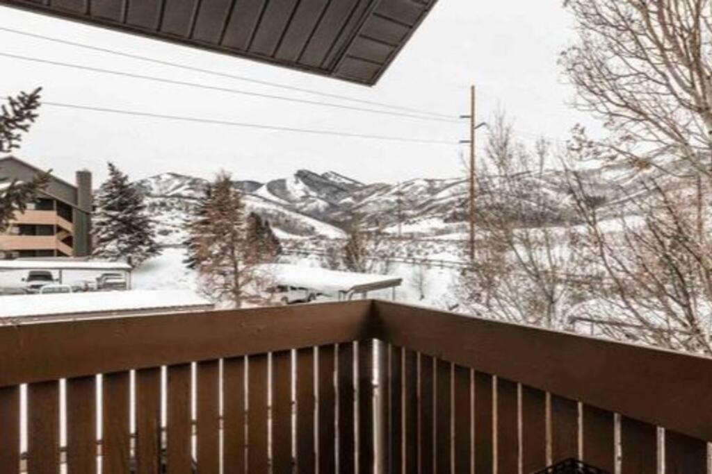 Cozy Top Floor Condo With Mountain Views Park City Exteriör bild